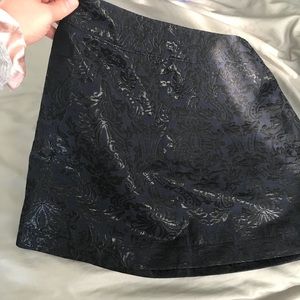 Navy/black patterned miniskirt